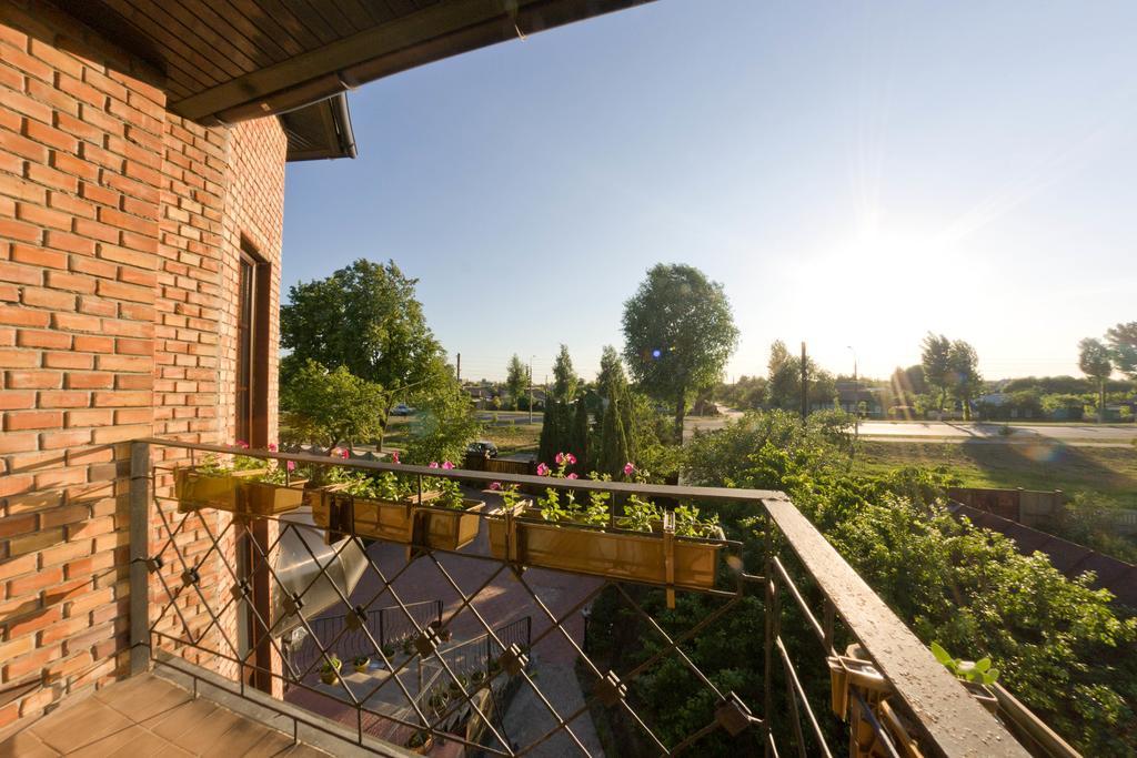 Villa Rosa Гомел Екстериор снимка