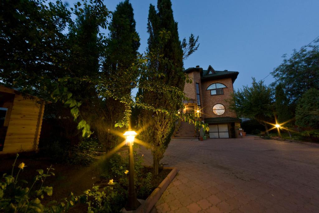 Villa Rosa Гомел Екстериор снимка