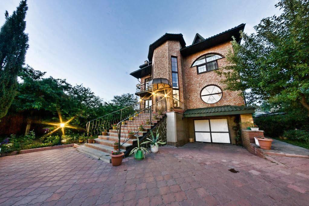 Villa Rosa Гомел Екстериор снимка